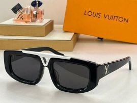 Picture of LV Sunglasses _SKUfw55794521fw